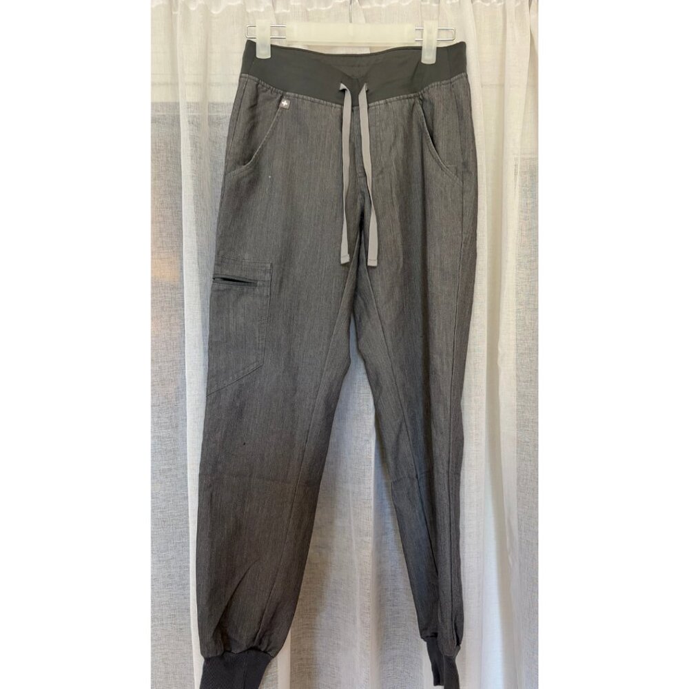 FIGS Women’s Zamora Jogger Scrub Pants